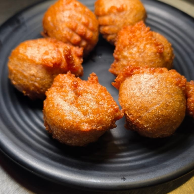 Discover Our Delicious Poi